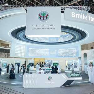 La structure métallique galvanisée <span class=keywords><strong>d</strong></span>'immersion chaude industrielle construisant la preuve de l'eau du feu facile nettoient rapidement installent l'exposition durable hall - Product Image 2