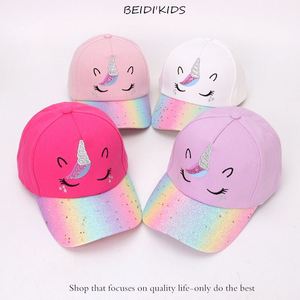 Casquette de baseball 5 panneaux à motif licorne vintage, motif animal de dessin animé, protection solaire, pour adulte, 100 % polyester, style sportif, Europe et Amérique, vente chaude - Product Image 3