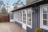 Ventanas de estilo europeo personalizadas CBMmart, ventana abatible de una sola hoja, diseño de rejillas herméticas, ventana abatible con manivela y vidrio insertado