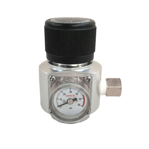<b>Mini</b> Keg CO2 Regulator Portable CO2 Regulator For Beer Dispensing 5 8 UNF <b>Mini</b> Regulator 90 psi - Product Image 5