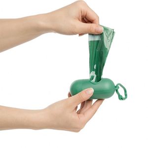 Bolsa de Residuos de Mascotas Desechable Personalizada y Ecológica, Bolsa de HDPE Negra Sostenible para Excrementos de Perro con Dispensador - Product Image 4