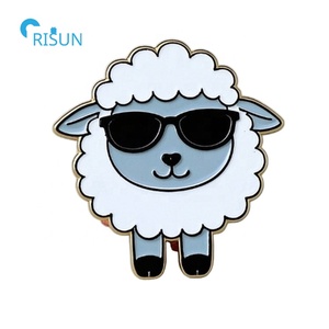 Broche en émail doux et personnalisable, pour revers, en forme d'animaux de dessin animé, <span class=keywords><strong>mouton</strong></span>, chèvre, agiga, nouveauté, fabrication - Product Image 5