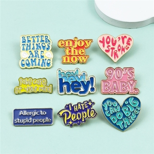 Broche en métal personnalisée de dessin animé mignon Bob l'éponge, imprimée UV, épingles de revers en émail dur ou souple sur mesure pour anime - Product Image 4
