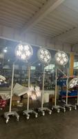 Lampes chirurgicales LED portables en métal et plastique, certifiées CE, CRI 94, à source d'énergie électrique, vente en gros OEM, fiables