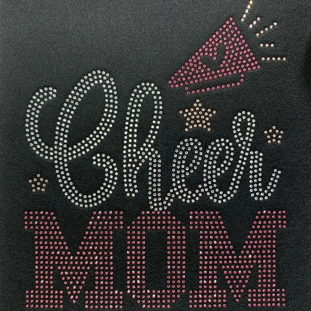 Kunden spezifische Cheer Mom Designs Motiv Hot Fix Strass Transfer Appliques Abziehbilder Bügeln auf Stoff für Hoodies Kleidung Kleidungs stück