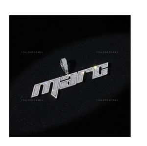 Colgante de letra MARC de plata 925 con acabado en oro y moissanita, collar de alfabeto, joyería de moda para fiesta hip hop, regalo de amuleto. - Product Image 1