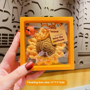 Porte-clés en crochet en peluche cloche créative remporte la première <span class=keywords><strong>place</strong></span> pour les femmes avec un avenir prometteur sac à dos pendentif cadeau de remise des diplômes - Product Image 1