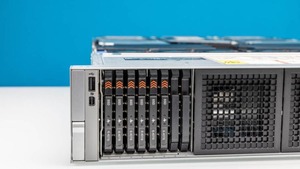 Modèle de serveur R770 nouvellement développé par ODM - Product Image 4