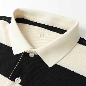 เสื้อเชิ้ตผู้ชายแบบสวมใส่สบายสำหรับฤดูร้อน ผ้าถัก 100% ผ้าฝ้าย แขนสั้น พิมพ์ลาย ระบายอากาศดี ติดกระดุมด้านหน้า ทรงปกติ - Product Image 2