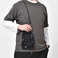 Porte-passeport de voyage multifonctionnel, portefeuille de documents imperméable, pochette de documents anti-RFID et protège-billets d'avion