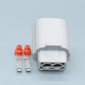 Toyota için 2 Pin otomotiv konnektör kablo tesisatı fiş 6189-0100 6188-0047 90980-10843 - Product Image 4