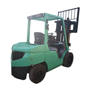 Chariot élévateur Mitsubishi 3,5t à 3 étages d'occasion, faible nombre d'heures de fonctionnement, bien entretenu, équipement de manutention lourd, modèle 2022 - Product Image 1