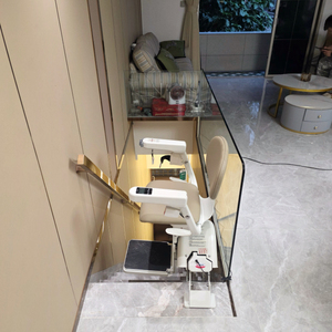 <span class=keywords><strong>Monte</strong></span>-<span class=keywords><strong>escalier</strong></span> automatique pliable à chargement automatique pour aider les personnes âgées à monter et à descendre les escaliers intérieurs et extérieurs - Product Image 5