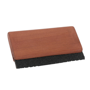 Removedor de pelusas de madera para ropa de lana, cepillo de malla portátil con almohadilla abrasiva negra - Product Image 2