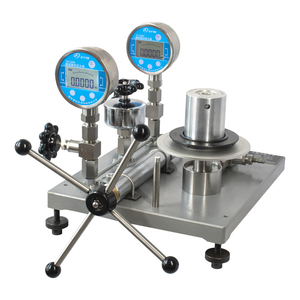 Testeur de poids mort industriel de haute précision en acier inoxydable XINYIYB, instrument de test de poids de piston haute pression 600 bars - Product Image 1