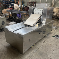 Machine de moulage rotatif automatique pour l'industrie des biscuits / Machine à fabriquer des biscuits, des gâteaux et des pâtisseries