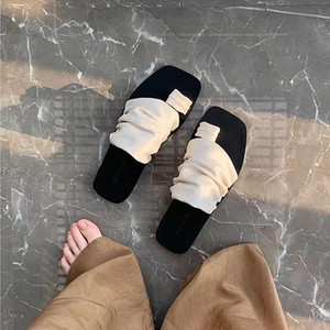 Sandalias Planas de Cuero Genuino con Punta Cuadrada y Pliegues para Mujer, Estilo 2026, para Verano - Product Image 1