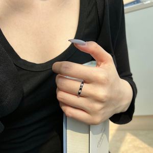 Bague élégante Dylam en argent sterling 925 plaqué rhodium, zircone 5A, émail noir, bijoux en diamant pour femmes - Product Image 5