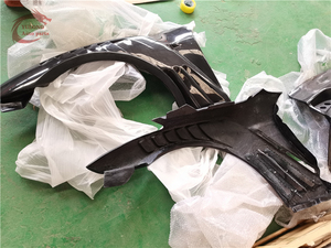 Ailes avant de style YG en fibre de verre ou semi-carbone personnalisées sont disponibles pour <span class=keywords><strong>Nissan</strong></span> GTR R35 - Product Image 4