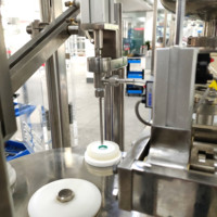 Machine de remplissage de seringues en acier inoxydable AISI 316L pour la production de cosmétiques de beauté