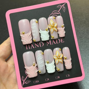 Faux ongles à presser de haute qualité faits à la main, motif cercueil, avec dessin 3D ligne française, pour manucure de fête et de banquet, vente en gros - Product Image 2
