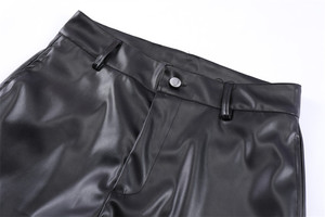 บุรุษกางเกงหนังเงาเงาผู้<span class=keywords><strong>ชาย</strong></span>จีบหนัง PU Streetwear <span class=keywords><strong>กางเกง</strong></span>ลําลองหลวม<span class=keywords><strong>กางเกง</strong></span>หนังพังก์แบบกําหนดเอง - Product Image 3