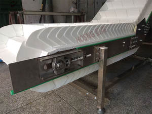 Risparmio di Spazio di Vibrazione Alimentatore L A Forma di Secchio Ascensore Nastro Trasportatore Per La Macchina Per L'imballaggio Verticale Linea di Sistemi di - Product Image 3