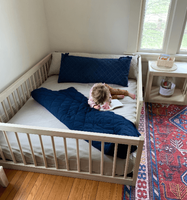 Lit de sol Montessori moderne en bois pour tout-petits, modèle 1400x700mm pour chambre et salon, service OEM/ODM