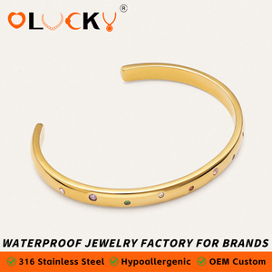 LUCKYJIU Produttore di Gioielli Personalizzati, <span class=keywords><strong>Bracciale</strong></span> Curvo Arcobaleno in Acciaio Inossidabile Impermeabile Placcato <span class=keywords><strong>Oro</strong></span> 18k con Zirconia per Donne - Product Image 1