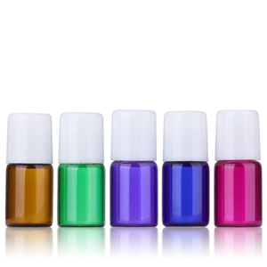 <span class=keywords><strong>Rouleau</strong></span> de parfum d'huile essentielle cosmétique sur la bouteille clair bleu ambre 1ml 2ml 3ml 5ml bouteille de <span class=keywords><strong>rouleau</strong></span> en verre avec le chapeau noir de boule d'acier - Product Image 2