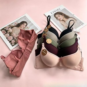 Reggiseno Push-up Personalizzato Modello YWB023 a 1,5 Dollari, con Ferretto e Imbottitura Spessa, Coppe a Banana, Taglie 38-44, per Uso Quotidiano Femminile - Product Image 3