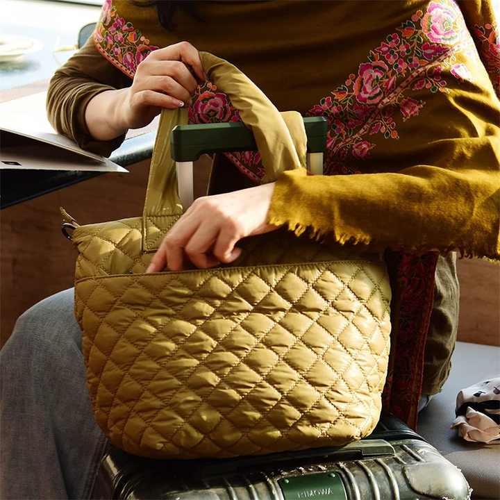 large quilted puffer tote | yellow