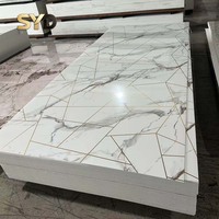 Panneau mural en PVC style moderne, imperméable et ignifuge, effet marbre UV, finition mate ou brillante.