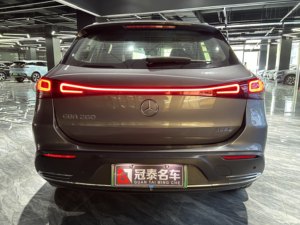 Mercedes-Benz EQA 260 SUV Eléctrico 2021 Usado para Exportación, Volante a la Izquierda, Asientos de Cuero, Interior Oscuro, Neumáticos R18, 7 Plazas, Techo Solar - Product Image 6