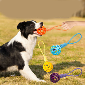 Juguetes TPR sólidos y lavables para mascotas, resistentes a mordeduras y al desgaste, que mejoran las relaciones. - Product Image 1