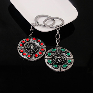 Portachiavi da gioco Elden Ring rosso verde blu ambra amuleto portachiavi ciondolo gioiello migliorato - Product Image 4