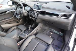 Meilleur prix pour une voiture d'occasion 2020 X1 SDrive28i 4 portes, cuir, R19, automatique, traction avant, conduite à gauche, coupé sport - Product Image 3
