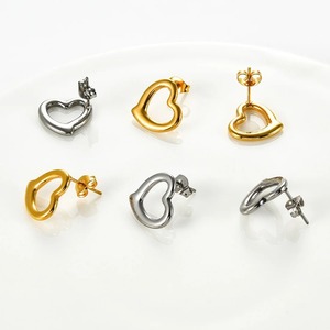 1 Par de Pendientes Minimalistas con Forma de Corazón, Acero Inoxidable, para Mujer, Pequeños, para Fiestas, Uso Diario - Product Image 4