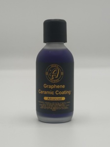 Produit d'entretien de la peinture automobile offrant une protection longue durée de 9 ans avec revêtement auto-réparateur en graphène et technologie UV Track - Product Image 2