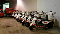 Boîte latérale ou arrière de moto de livraison de nourriture de pizza de FRP avec le ressort à gaz de compression pour annoncer le modèle NO.JYB-04