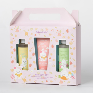 Оптовая продажа от производителя: популярный подарочный набор для девочек для ванны и спа, включающий гель для душа, лосьон для тела и пену для ванн. - Product Image 2
