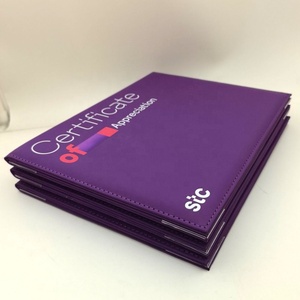 Certificat scolaire <span class=keywords><strong>personnalisé</strong></span> en cuir PU violet A4 avec impression couleur du logo - Product Image 1