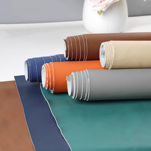 Machine de découpe de cuir à couteau oscillant avec alimentation automatique pour l'industrie de la chaussure et des sacs - Product Image 6