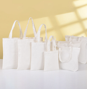 Sac en toile blanc en coton pur avec logo personnalisé, idéal pour la marquage à chaud et les sacs shopping en toile personnalisés. - Product Image 6