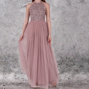 Vestidos de Dama de Honor Modernos y Elegantes con Cuello Halter, Adornados con Lentejuelas, Plisados, Línea de Cintura Imperio, Talla Grande, Falda de Tul, Corte en A - Product Image 2