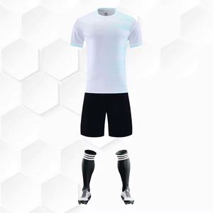 Trajes de Entrenamiento de Fútbol Personalizados OEM con MOQ Bajo, Trajes Deportivos Unisex para Entrenamiento, Traje de Fútbol al por Mayor de Manga Corta - Product Image 1