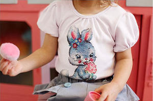 Vêtements pour enfants en gros, t-shirt en coton à manches courtes mignon avec imprimé lapin pour filles, provenant d'un fournisseur chinois - Product Image 3
