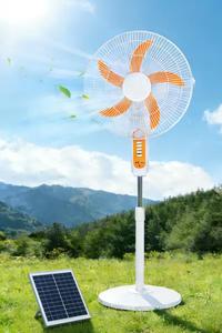 Ventilateur solaire robuste pour la maison ou le bureau, avec sortie USB et DC, panneau solaire et lumière nocturne - Product Image 3