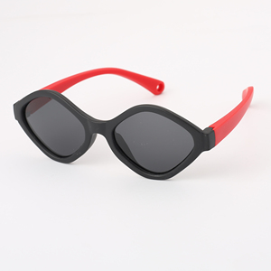 แว่นกันแดดพลาสติกสำหรับเด็กเลนส์ป้องกัน UV400มีสีจำหน่ายตามต้องการสินค้ามาใหม่ - Product Image 5