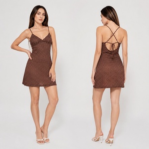Robe Courte Femme Marron à Pois Imprimés, Dos Nu, à Nouer, en Maille Extensible – Idéale pour l'Été, les Vacances, les Rendez-vous Décontractés – Grande Vente - Product Image 1